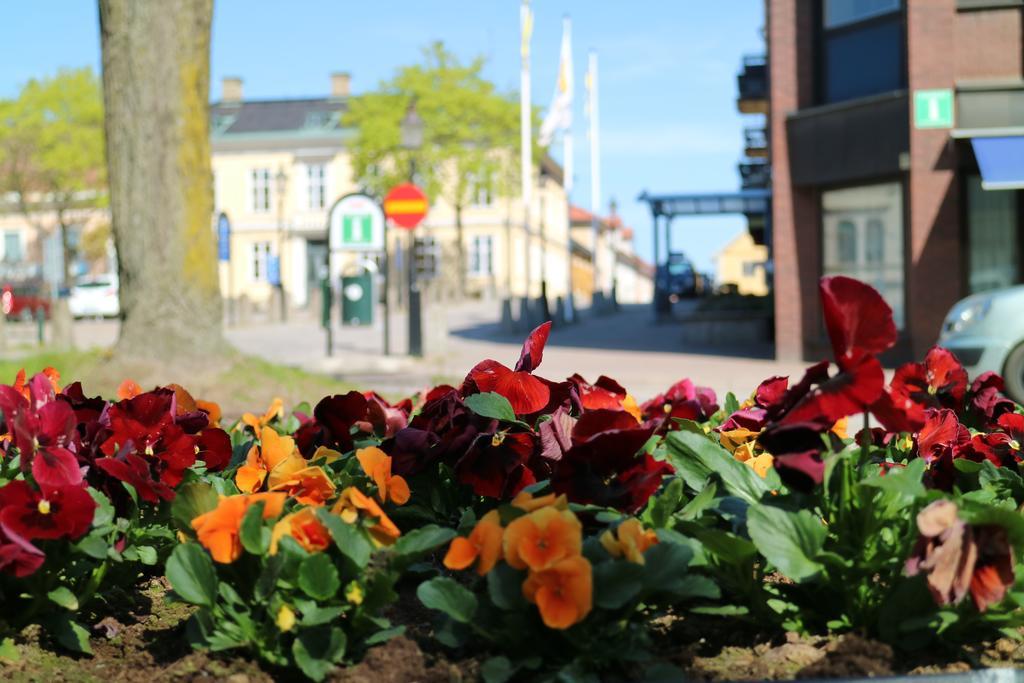 Brodderuds Apartment Mariestad Buitenkant foto